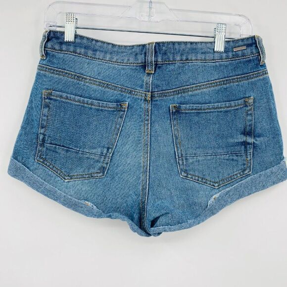 Kendall & Kylie Size 29 Light Wash Cuffed High Rise Denim Shorts - Picture 6 of 8